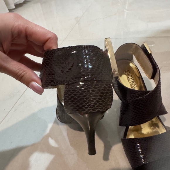 Michael Kors brown and Gold Heels - Picture 7 of 13